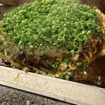 おこのみや - かなりの厚み