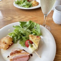 ウォルプタス 東京駅グランルーフ店 - 