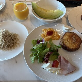 THE-MOMENT GRILL&DINING_0