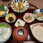 和ごはん とろろ屋 アトレヴィ大塚店 - 