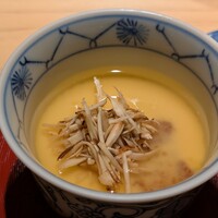 鮨 由う - 