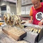 亀清 - 子持ち鮎の塩焼き焼き上がってるー