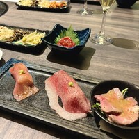 近江うし焼肉 にくTATSU 日本橋室町店 - 