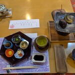 320900499 - 前菜と焼き物の蛤陶板焼