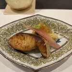 しゅん逢 紗々木 - 鰆の焼き物と、鱧子です！鰆はトロトロで美味しく、鱧子は人生で初めていただきました！甘くて美味しかったです。