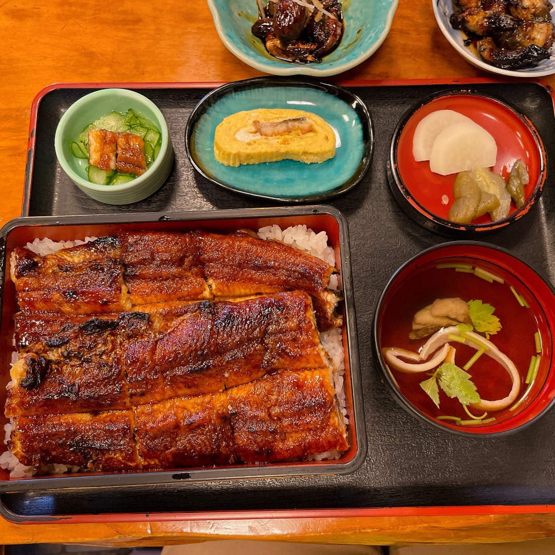 炭火 焼 うなぎ 東山 物産