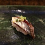 にぎり鮨 一五〇 - 秋刀魚