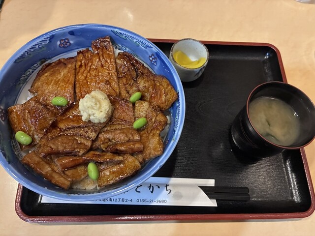 Buta-don no Hana to Kachi