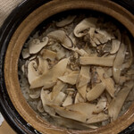 百花繚蘭 - 松茸土鍋ごはん