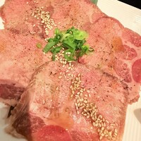 老舗精肉店直送 千種焼肉 飛騨牛の奴隷 千種店 - 