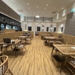 Porta Felice - 内観