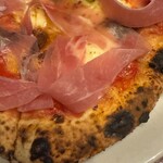 ベントエマーレ - 生ハムとポルチーニ茸のマルゲリータ