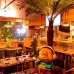 焼鳥 MOZU - 店内光景。