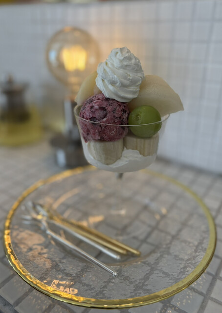 SOMEWHERE （【旧店名】暇喫茶 ユルク） - 三軒茶屋/カフェ | 食べログ