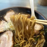 八平の食堂 - 自家製中太麺がマッチ！