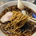 八平の食堂 - 自家製中太麺がマッチ！