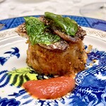 byebyeblues TOKYO - 「鰯 指輪」　イワシラグーのアレネッティー（パスタ）に鰯のソテーを乗せバジルソースとトマトソースで頂きます