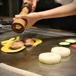 神戸牛ステーキ 村かみ グランフロント大阪店 - 