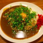 チャーリーブラウン - ネギ玉納豆カレー