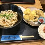 うどん屋 山善 - 