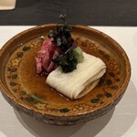 しゅん逢 紗々木 - 湯引きしたお肉をさっぱりといただくことができました。