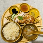 シンガポール 海南鶏飯 日本橋三井タワー - 