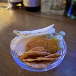 NEO SHOT BAR　深海の洞窟 - チャーム