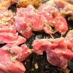 生ラムレア焼きジンギスカン羊屋 チョップ - 