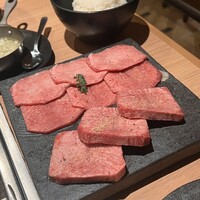 焼肉 黒田 - 