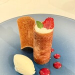 シェ オリビエ - 【デザート】ガヴォット×無花果×レモンバーベナ×アーモンド×木苺×ミルク