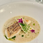 シェ オリビエ - 【魚料理】大分県産真鯛×レモングラス×サフラン×フェンネル