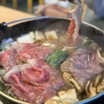 しゃぶしゃぶ すき焼き 食べ放題 和牛と豚 - 