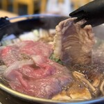 しゃぶしゃぶ すき焼き 食べ放題 和牛と豚 - 