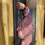 立喰い焼肉 治郎丸 - 