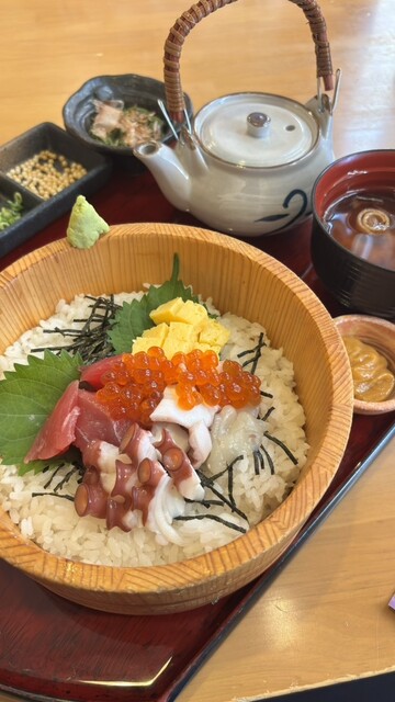 かいせんどころ 梁（かいせんどころ りょう） - 志津川（海鮮丼）の写真