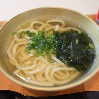 あご出汁うどん こがね丸 - 料理写真: