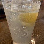 餃子酒家 照井 - 生レモンサワー