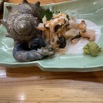 居酒屋 旬 - サザエ活き造り