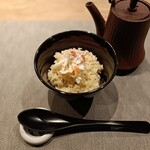 鉄板焼 美安 - 本日のお食事（蟹身の炊き込みご飯）