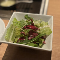 焼肉 黒田 - サラダ