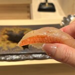 壽志 丈太朗 - 金目鯛にぎり ネタも大きい！