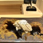 壽志 丈太朗 - 煮穴子はとろけます、上の雪塩がまろやかで旨さを引き立てます☆☆☆☆