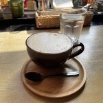 ブリキボタン CAFE＆DINING - ヘーゼルナッツラテ