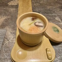 会員制 寿司割烹鷹勝 博多総本店 - コースのスープ仕立て茶碗蒸し