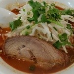 ティーヌン - トムヤムラーメンチャーシューのせ