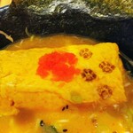 ねこのひたい - まるごと卵2個使用のふわふわだし巻き卵✨✨猫の肉球の焼き印と飛び子がオン♥