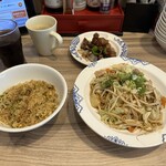 バーミヤン - 焼きそば半チャーハン酢豚