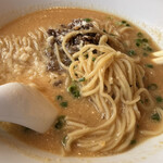 紅ズワイガニらぁ麺 まるはち屋 - 