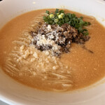 紅ズワイガニらぁ麺 まるはち屋 - 