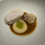 320982599 - 神経〆氷温熟成の九絵の乳清ポシェ・グリエ